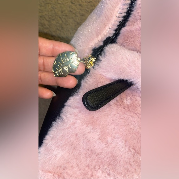 New Betsy Johnson fluffy fox backpack - Picture 4 of 6